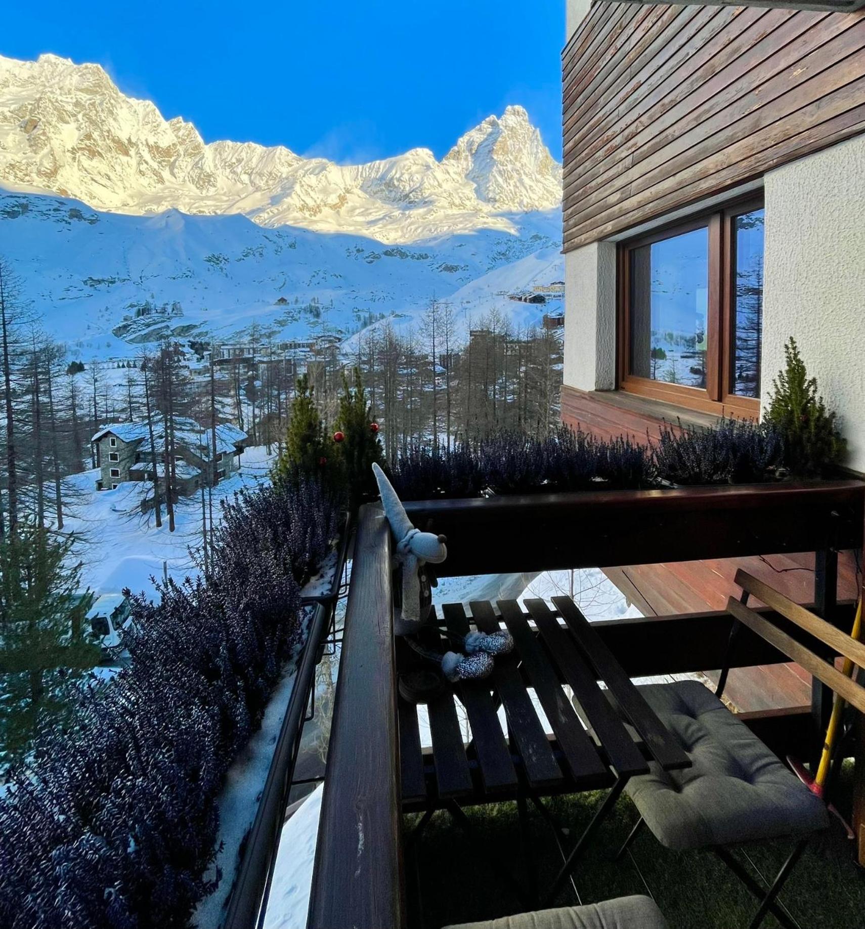 Panoramic Apartment Breuil-Cervinia Exteriör bild